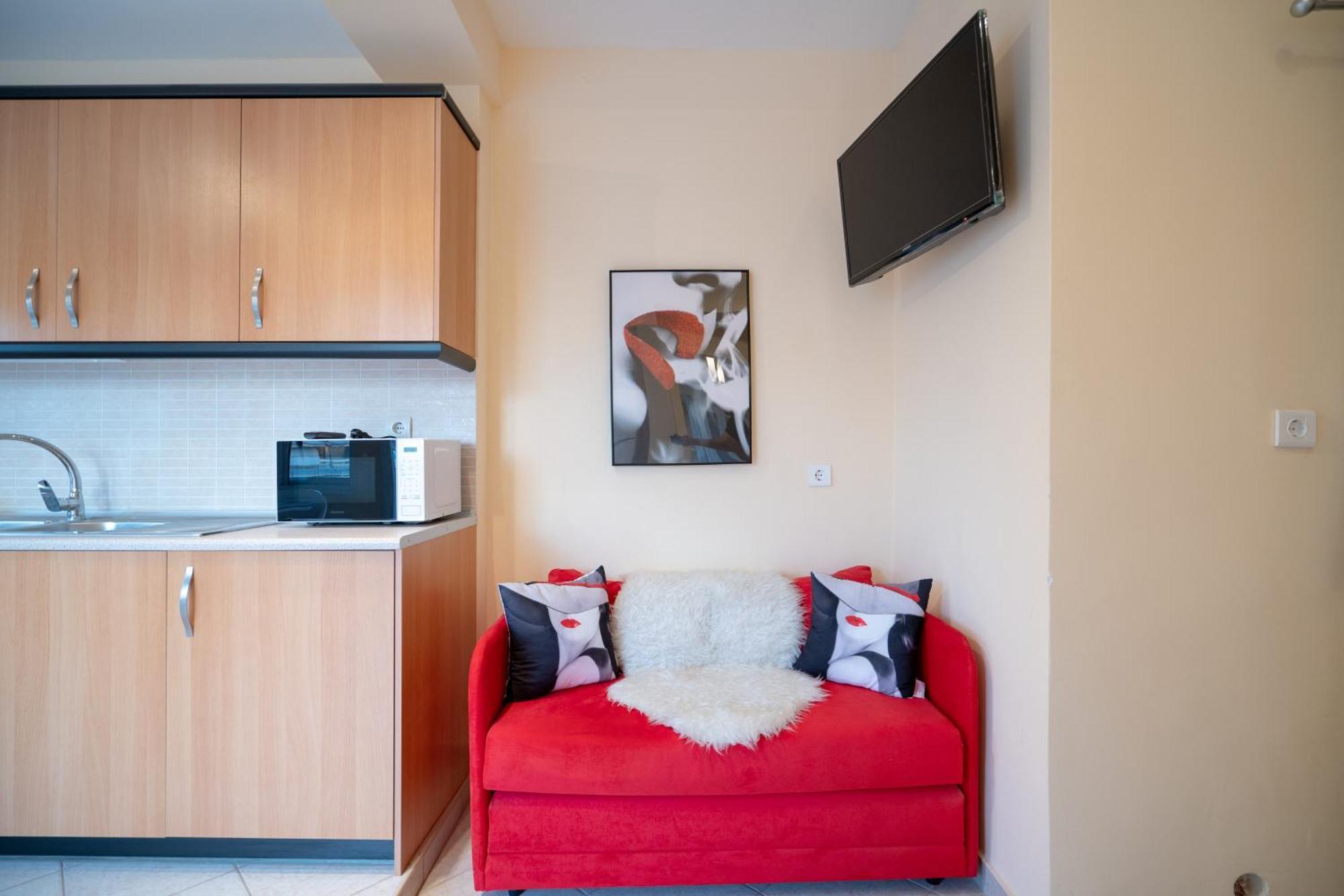 Attica Train Station 1 Bedroom 4 Pers Apartment Athene Buitenkant foto