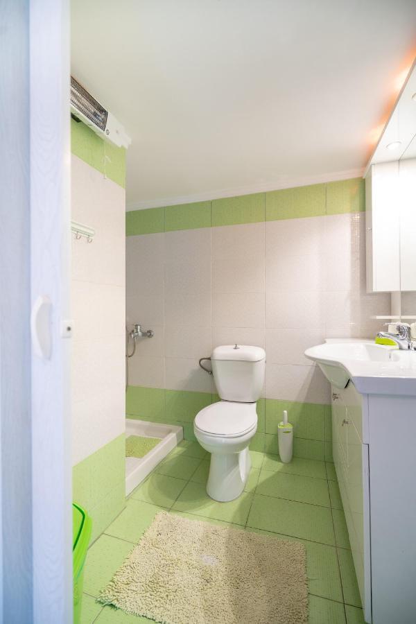 Attica Train Station 1 Bedroom 4 Pers Apartment Athene Buitenkant foto